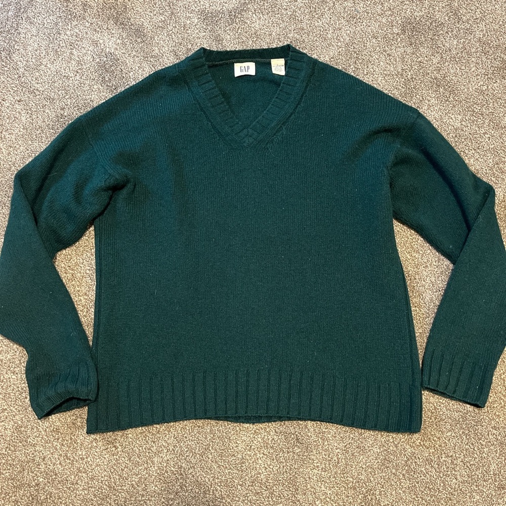 Vintage green gap sweater